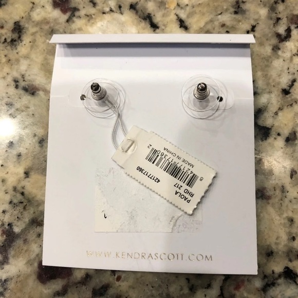 Kendra Scott Paola studs - Picture 4 of 5